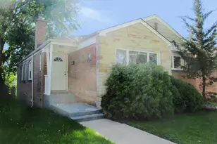 9029 S Crandon Ave, Chicago, IL 60617 - Photo 1