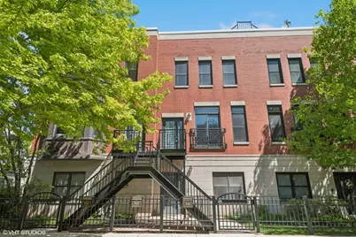 948 W College Parkway #2, Chicago, IL 60608 - Photo 1