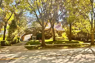 1112 Sheridan Rd, Wilmette, IL 60091 - Photo 1