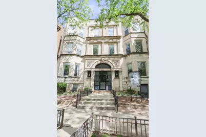 654 W Roscoe Street #302, Chicago, IL 60657 - Photo 1