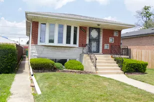 7804 Newland Ave, Burbank, IL 60459 - Photo 1