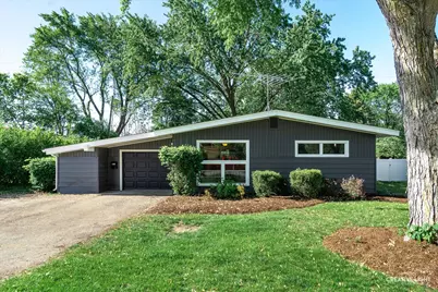 304 John Street, North Aurora, IL 60542 - Photo 1