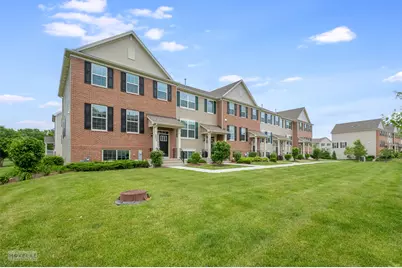 173 Lakeshore Drive, Oswego, IL 60543 - Photo 1