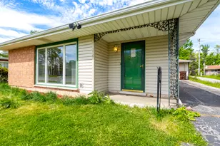 256 Sangamon St, Park Forest, IL 60466 - Photo 1