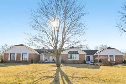 723 Beacon Drive, Lake Barrington, IL 60010 - Photo 1