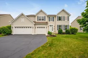 231 Valencia Pkwy, Gilberts, IL 60136 - Photo 1