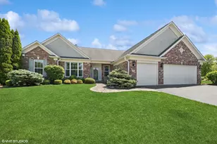 13881 Traverse Ct, Huntley, IL 60142 - Photo 1