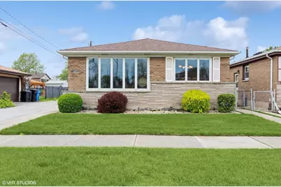 12746 S Marquette Avenue, Chicago, IL 60633 - Photo 1