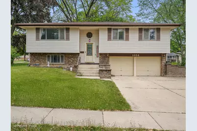 1334 Somerset Lane, Schaumburg, IL 60193 - Photo 1