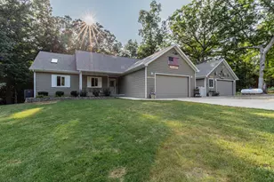 21 Carribean Dr, Putnam, IL 61560 - Photo 1