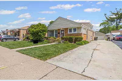 4061 Wesley Terrace, Schiller Park, IL 60176 - Photo 1