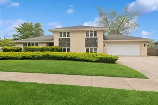 885 W Army Trail Blvd, Addison, IL 60101 - Photo 1