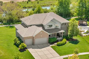 22709 Stanford Dr, Frankfort, IL 60423 - Photo 1