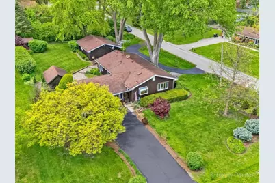 200 Chester Lane, Prospect Heights, IL 60070 - Photo 1