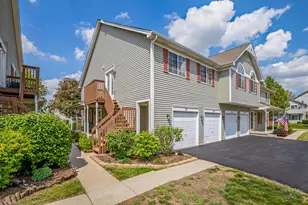 127 Village Creek Dr, Lake in the Hills, IL 60156 - Photo 1