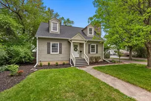 1315 W Galena Blvd, Aurora, IL 60506 - Photo 1