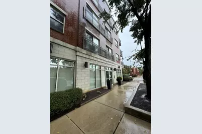 1155 W Roosevelt Road #204, Chicago, IL 60608 - Photo 1