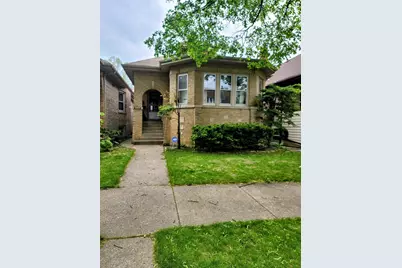 6534 N Campbell Avenue, Chicago, IL 60645 - Photo 1
