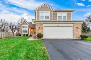 553 S Haverhill Ln, South Elgin, IL 60177 - Photo 1