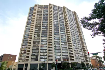 3930 N Pine Grove Avenue #305, Chicago, IL 60613 - Photo 1