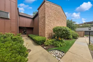 1S055 Spring Rd, Oakbrook Terrace, IL 60181 - Photo 1