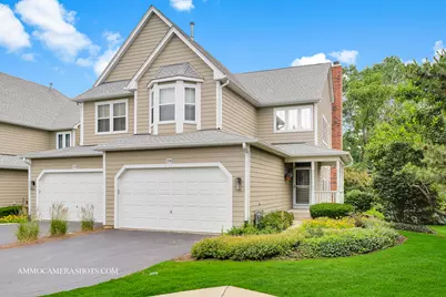 206 Tanglewood Drive, Glen Ellyn, IL 60137 - Photo 1