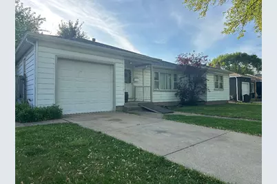 10128 Kolin Avenue, Oak Lawn, IL 60453 - Photo 1