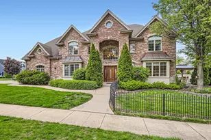 349 Home Ave, Itasca, IL 60143 - Photo 1