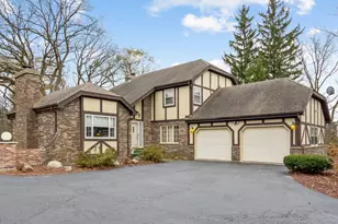 12375 W Ash Ct, Beach Park, IL 60099 - Photo 1