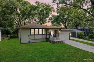 132 Elmwood Dr, Naperville, IL 60540 - Photo 1