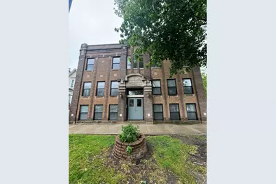 1856 N Sawyer Avenue #102, Chicago, IL 60647 - Photo 1