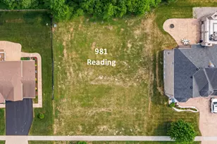 981 Reading St, Bartlett, IL 60103 - Photo 1