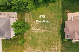 973 Reading St, Bartlett, IL 60103 - Photo 1