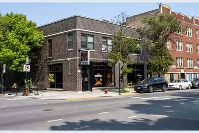 3208 W Belle Plaine Avenue #2, Chicago, IL 60618 - Photo 1