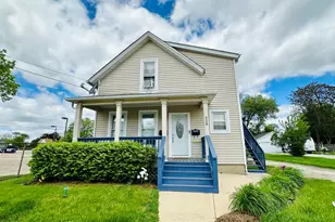 558 Franklin Blvd, Elgin, IL 60120 - Photo 1