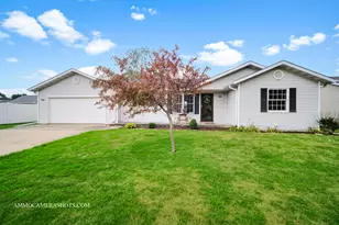 470 N Garfield St, Coal City, IL 60416 - Photo 1