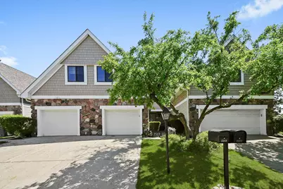 2569 Essex Drive, Northbrook, IL 60062 - Photo 1