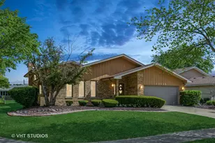 13136 Sage Ct, Homer Glen, IL 60491 - Photo 1