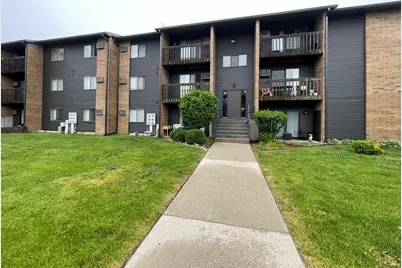 633 Virginia Road #213, Crystal Lake, IL 60014 - Photo 1