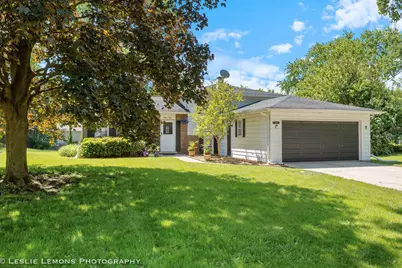 1260 Kent Court, Wheaton, IL 60189 - Photo 1