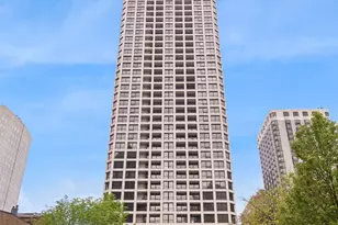 1030 N State St, Chicago, IL 60610 - Photo 1