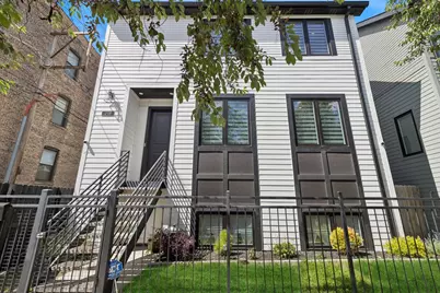 218 E 46th Street, Chicago, IL 60653 - Photo 1