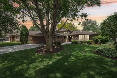 11016 84th Place, Willow Springs, IL 60480 - Photo 1