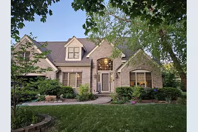 34 N Dixon Drive, Batavia, IL 60510 - Photo 1