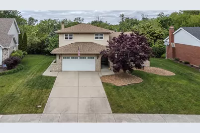 1212 Gloucester Road, Woodridge, IL 60517 - Photo 1