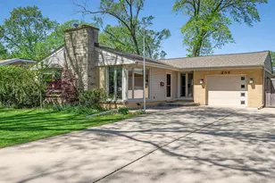 258 S Boyd Ave, Elmhurst, IL 60126 - Photo 1