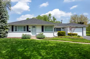 2946 Knollwood Ln, Glenview, IL 60025 - Photo 1