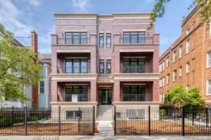 4642 N Magnolia Ave, Chicago, IL 60640 - Photo 1