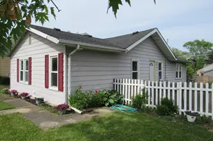 1503 Cherokee Dr, Round Lake Beach, IL 60073 - Photo 1