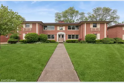 10720 W Cermak Road, Westchester, IL 60154 - Photo 1